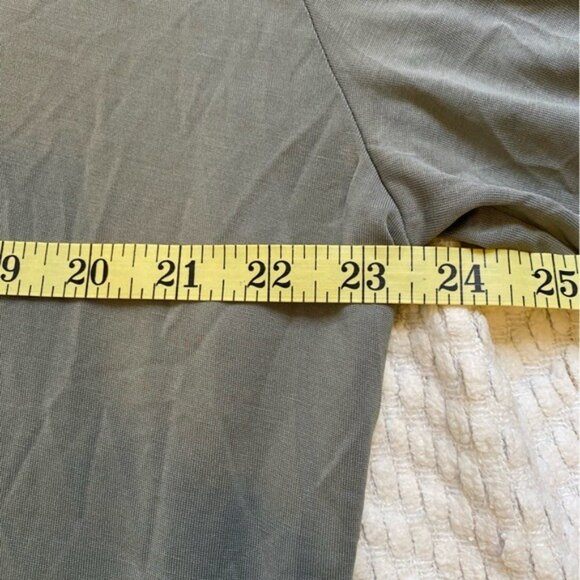 Pol Lightweight Sage Green Dress With Side Slit Size L - Picture 6 of 10